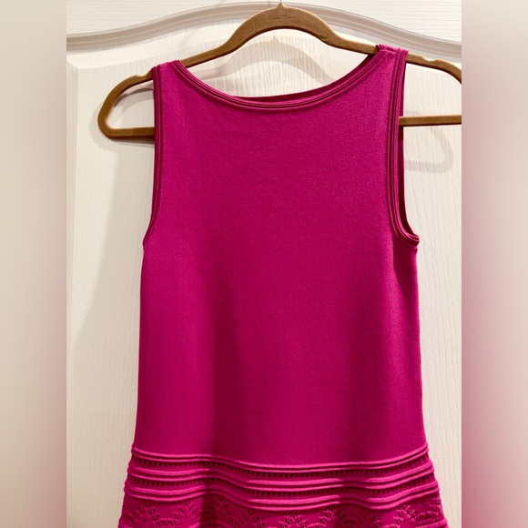 Lauren Ralph Lauren fuchsia stretch pointelle knit.  intricate cut outs. Size SP - Picture 2 of 5